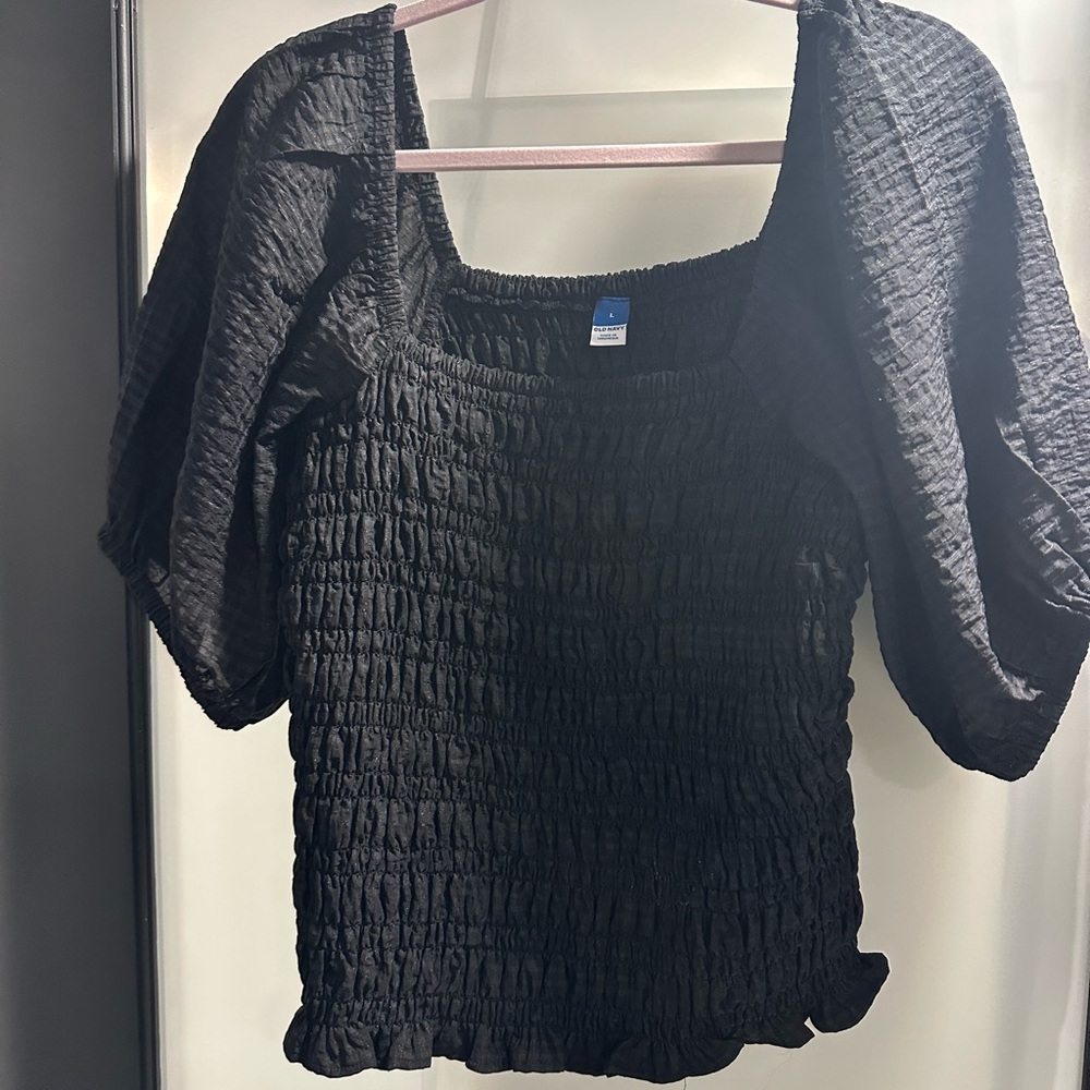 - Old navy women’s top puff sleeve
